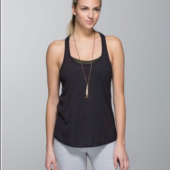 Lululemon 105 F Singlet (Seriously Light Luon) - Picture 2 of 9